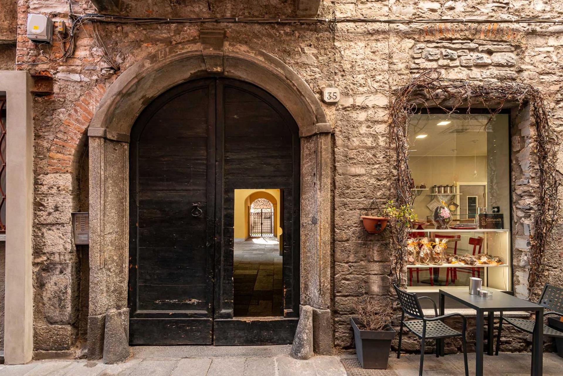 Appartamento Tivano In Centro Storico Como Exterior foto